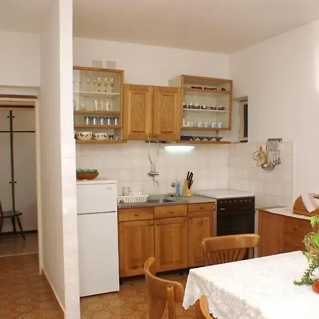 By The Sea - 4313 Apartment Rogoznica (Sibenik-Knin)