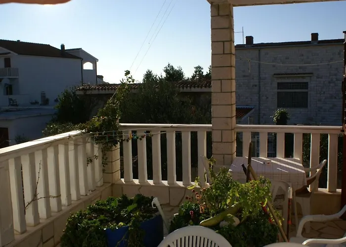 Apartamento By The Sea - 4313 Rogoznica (Sibenik-Knin)